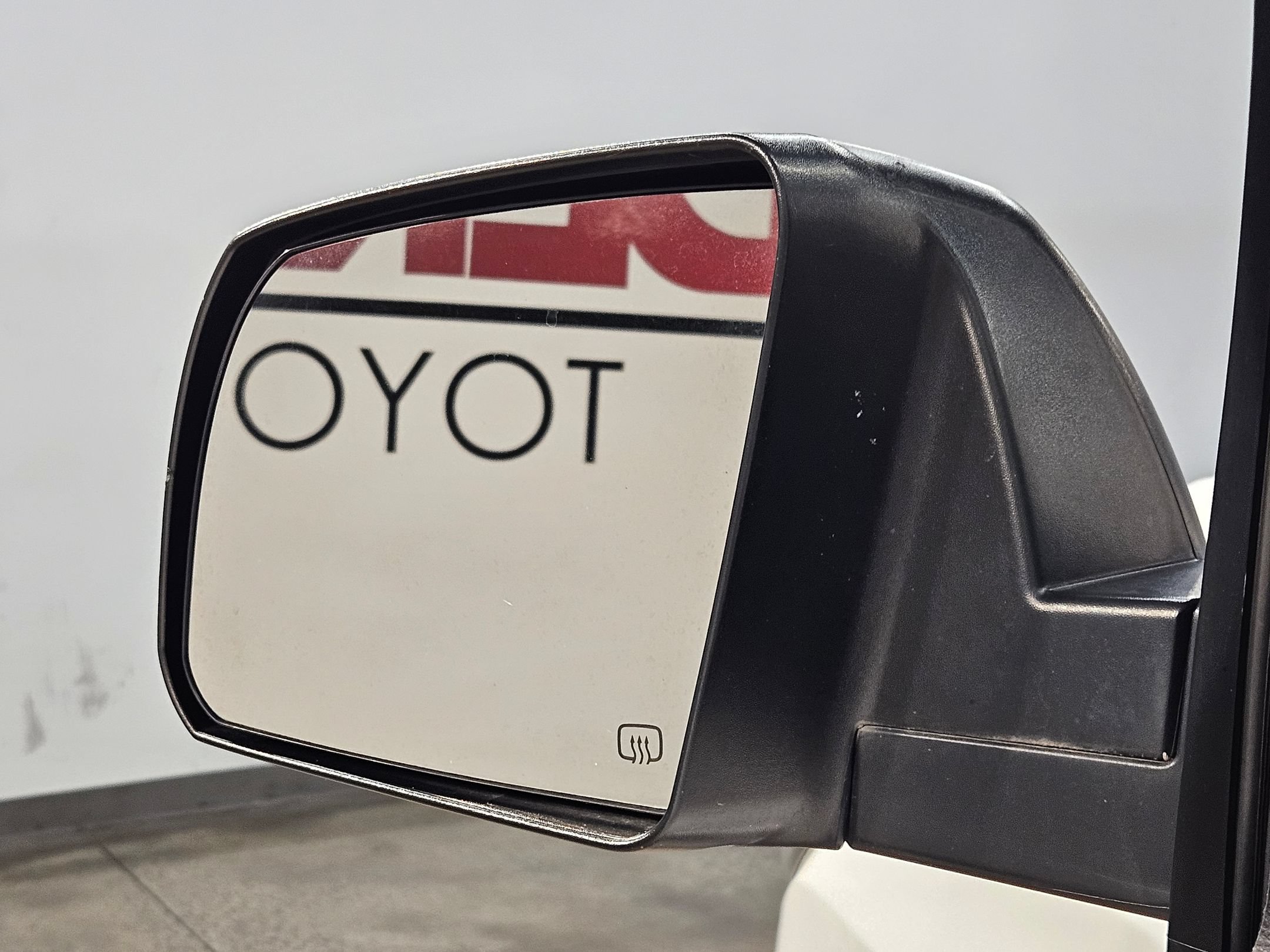 Used 2021 Toyota Tundra SR5 w/ SR5 Leather Package RWD image 22