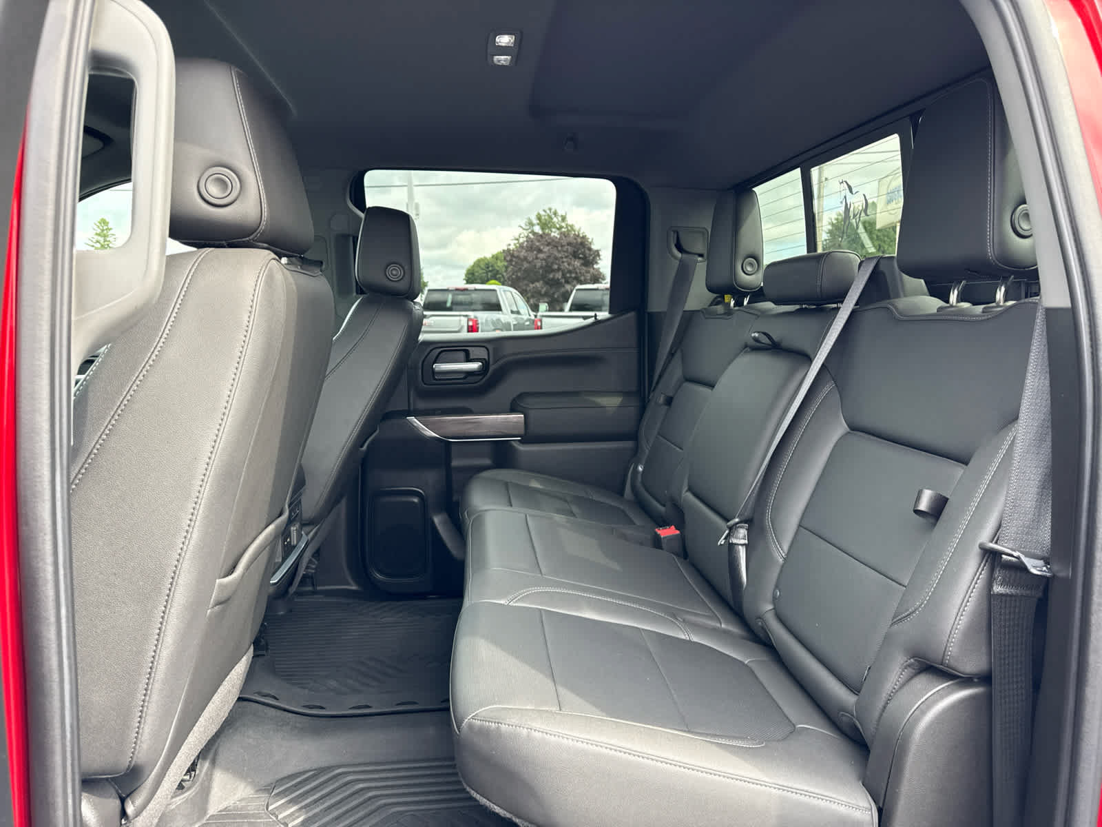 Certified 2021 Chevrolet Silverado 1500 LTZ w/ Z71 Off-Road Package AWD/4WD image 21