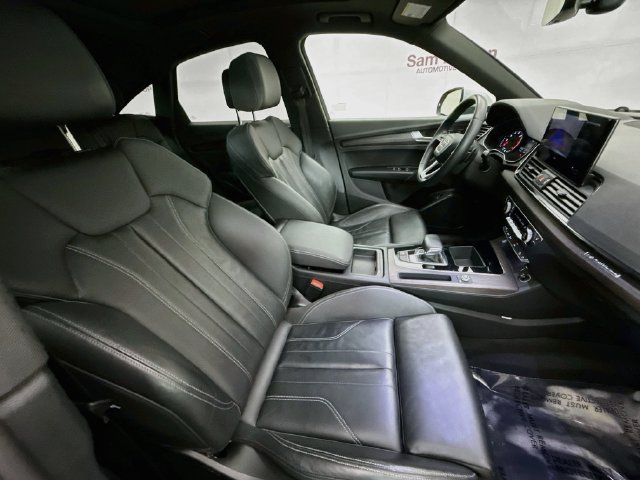 Used 2022 Audi Q5 2.0T Premium w/ Convenience Package AWD/4WD image 28