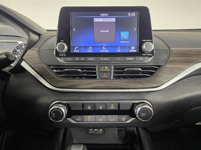 Used 2024 Nissan Altima 2.5 SV FWD image 32
