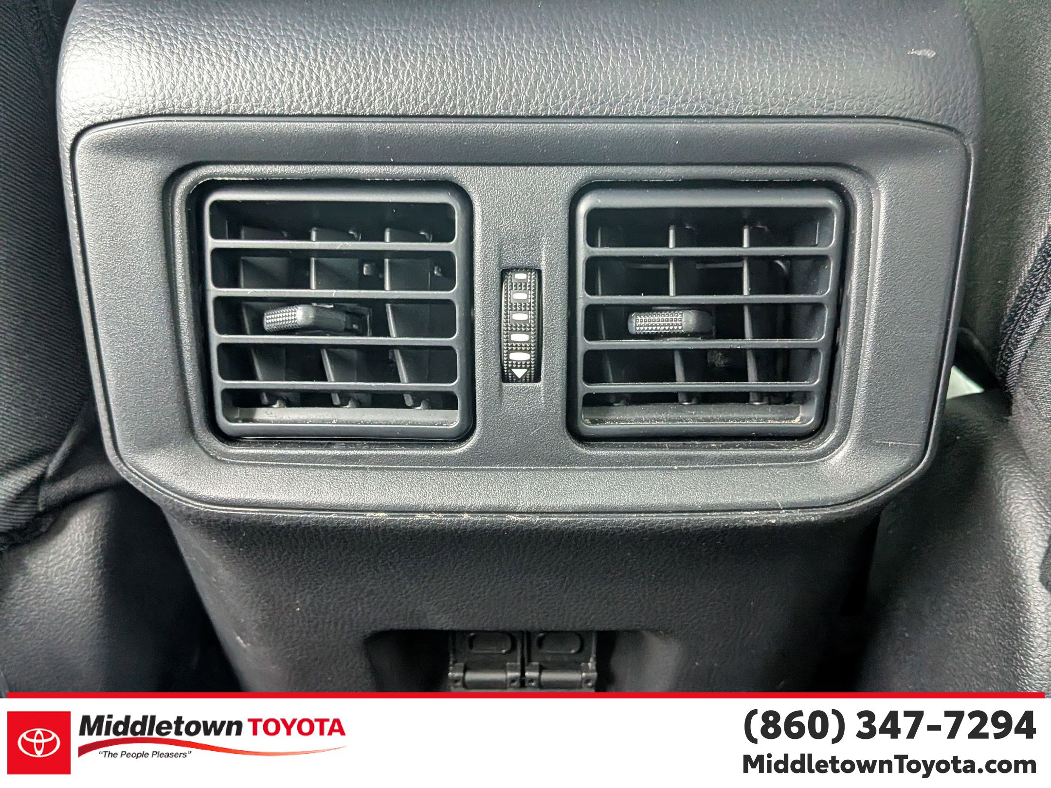 Certified 2025 Toyota RAV4 XLE AWD/4WD image 28