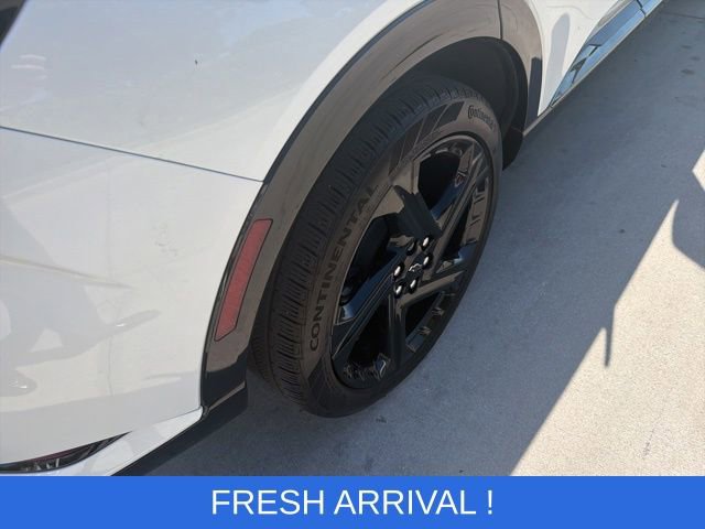 Used 2025 Chevrolet Equinox EV RS image 11