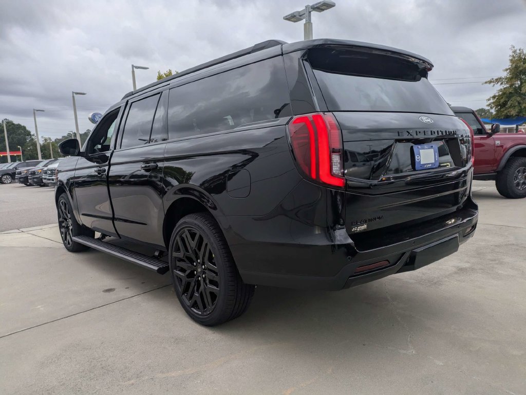 New 2027 Ford Expedition Max Platinum w/ Stealth Performance Package AWD/4WD image 6
