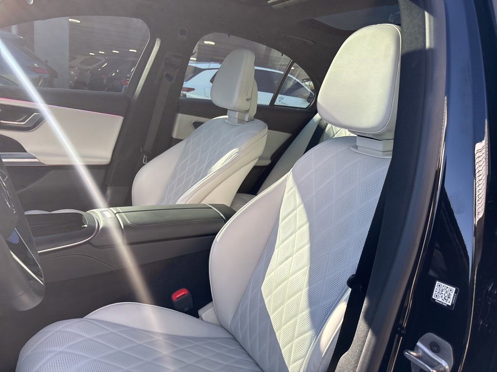 Used 2025 Mercedes-Benz E 450 4MATIC Sedan image 13