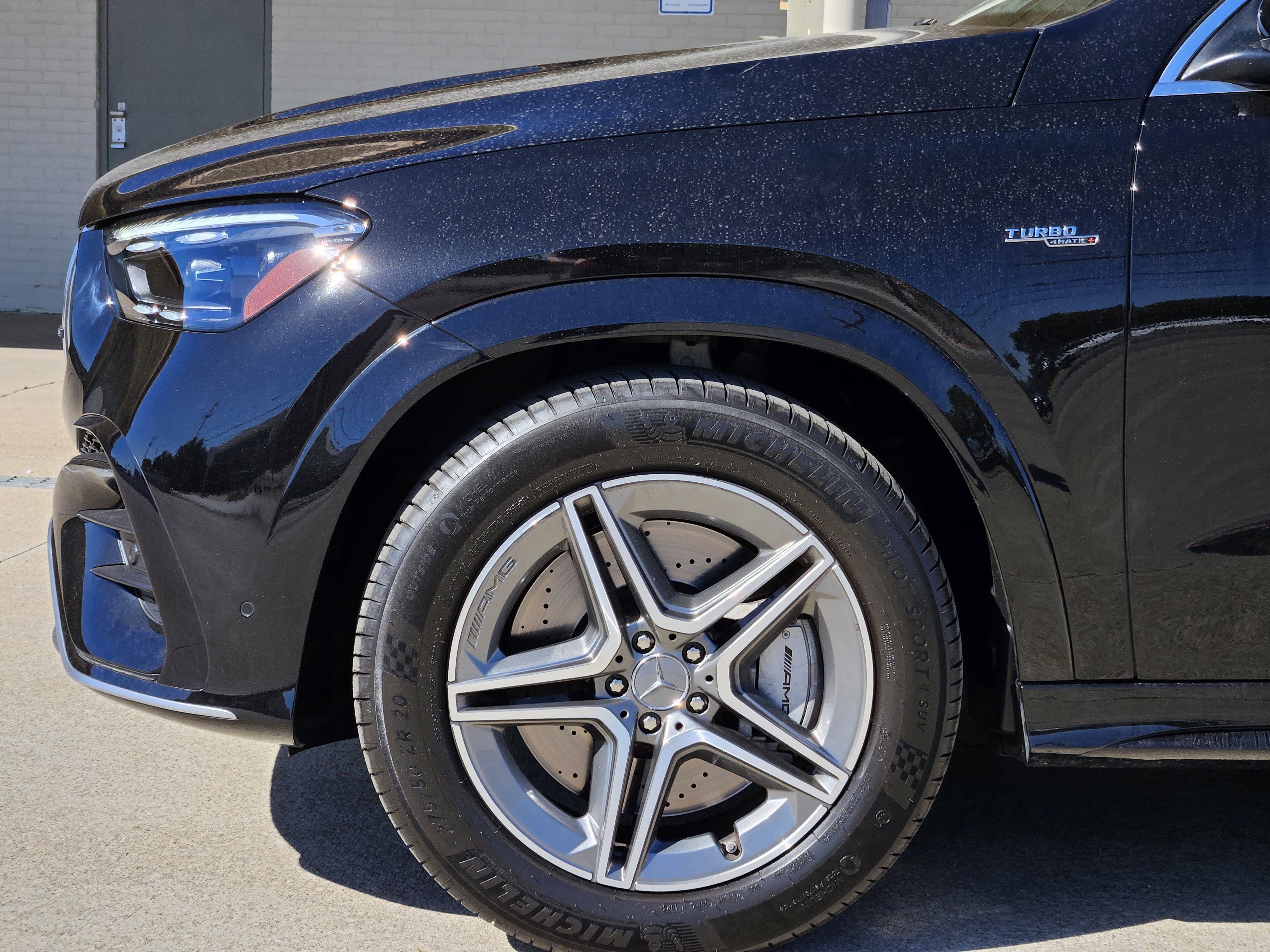 Certified 2025 Mercedes-Benz GLE 53 AMG 4MATIC image 11