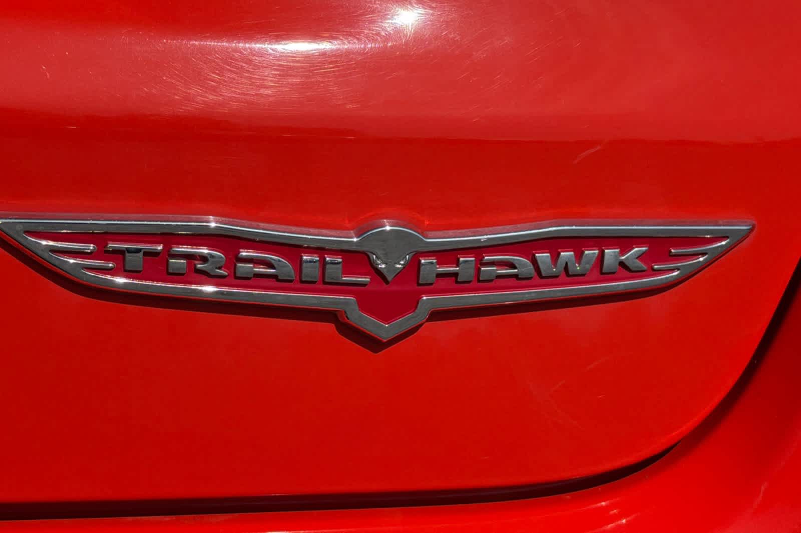 Used 2020 Jeep Compass Trailhawk AWD/4WD image 12
