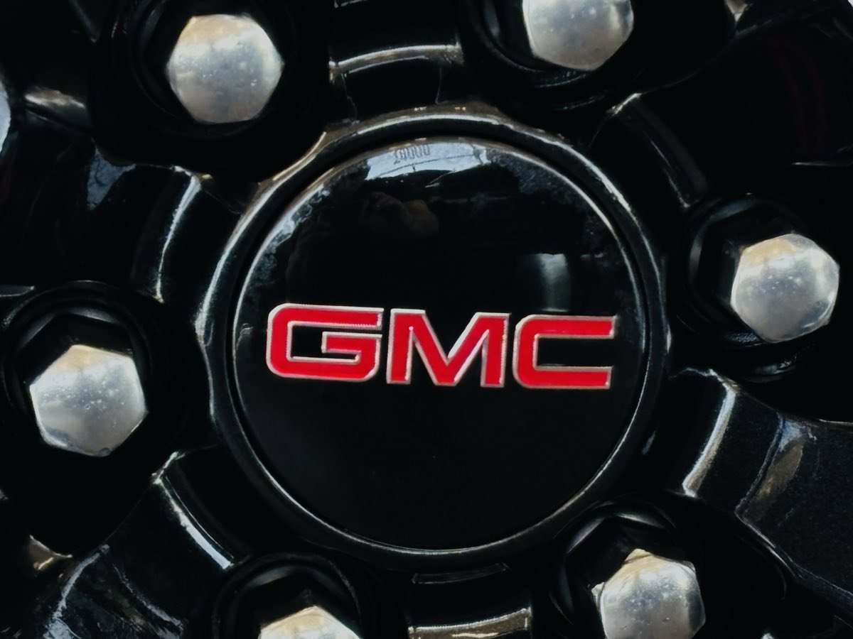 Used 2026 GMC Sierra 1500 AT4 w/ Technology Package AWD/4WD image 29