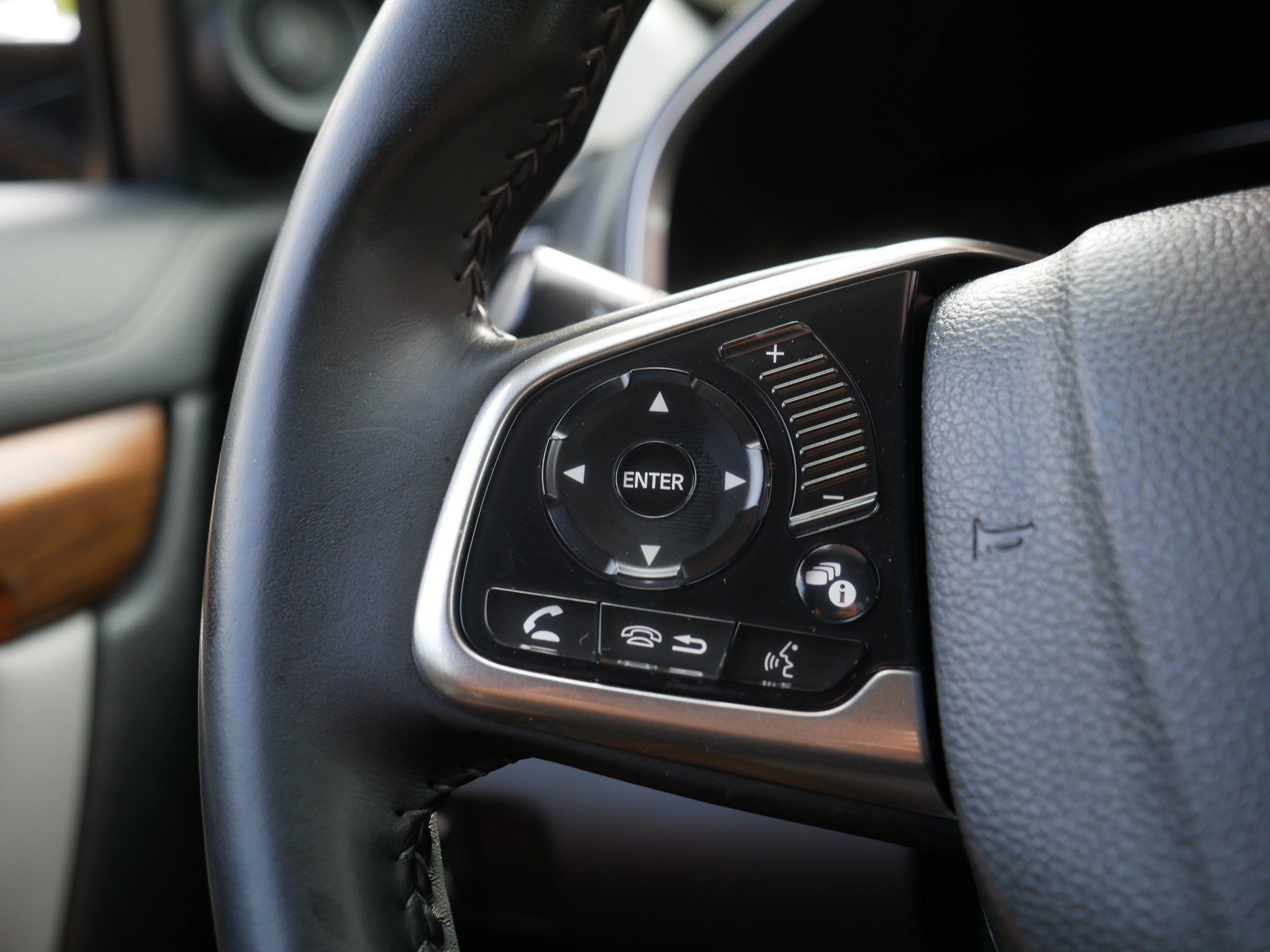 Used 2018 Honda CR-V EX-L image 28