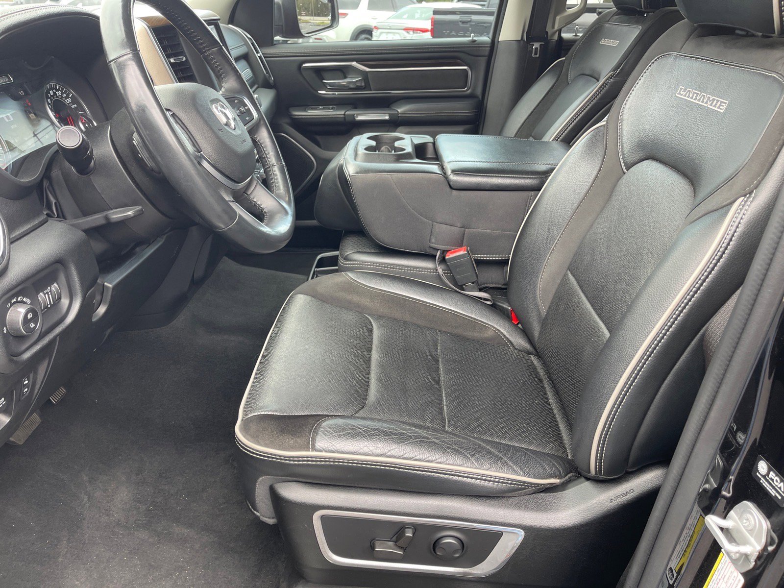 Used 2022 RAM 1500 Laramie image 10