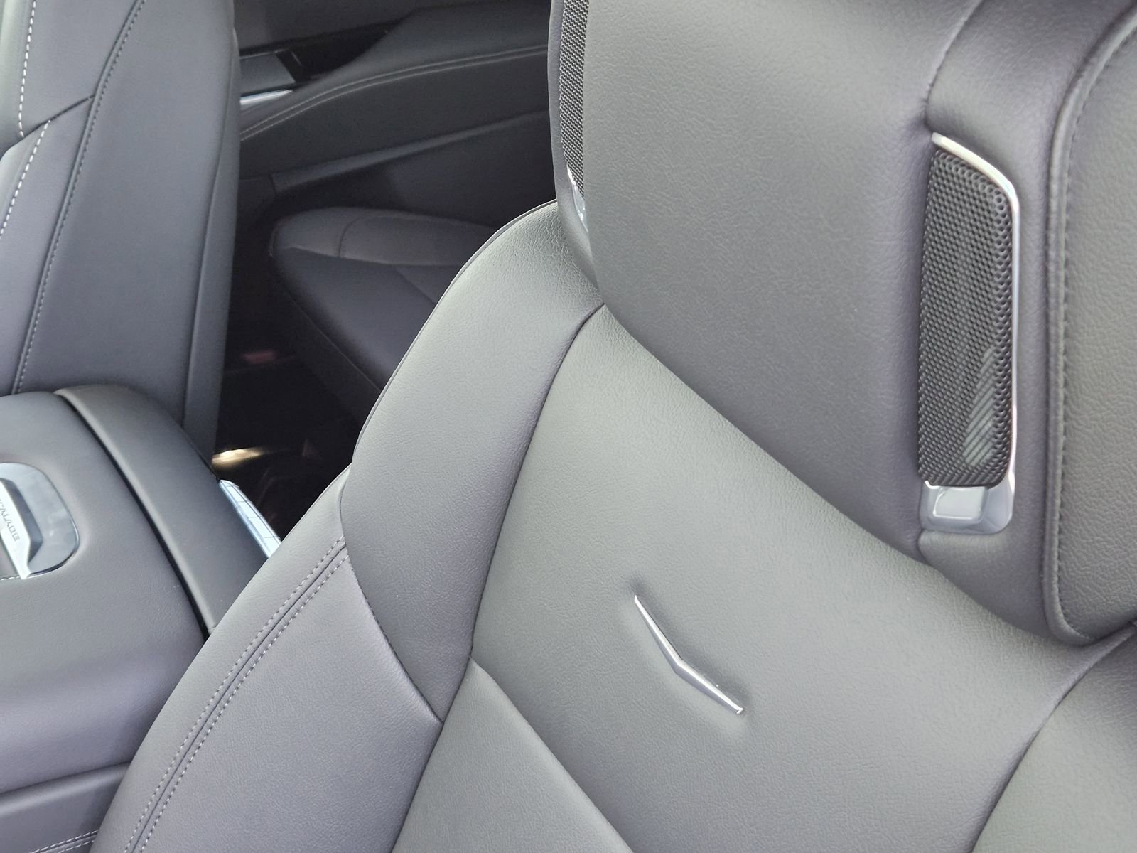 New 2026 Cadillac Escalade Base image 25