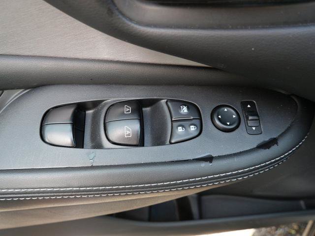 Certified 2023 Nissan Murano SV w/ SV Midnight Edition Package AWD/4WD image 16