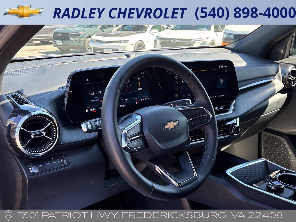 Used 2026 Chevrolet Equinox LT AWD/4WD image 4