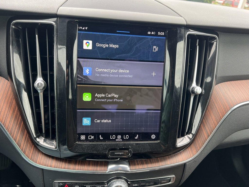 Used 2023 Volvo XC60 B5 Plus image 37