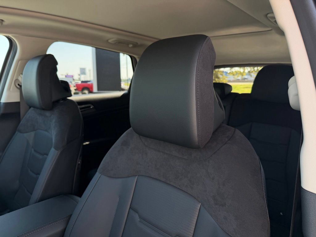 New 2026 Kia Sportage SX FWD image 11