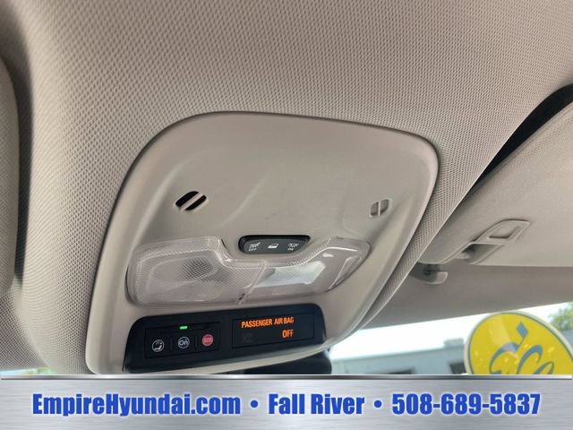 Used 2025 Chevrolet TrailBlazer LT AWD/4WD image 25