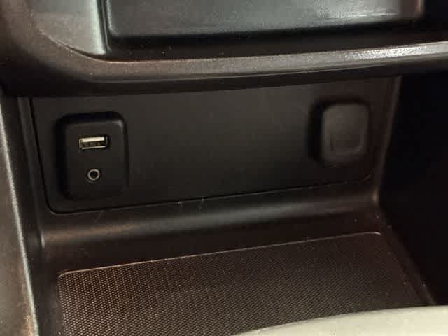 Used 2016 Chevrolet Colorado LT w/ LT Convenience Package RWD image 32
