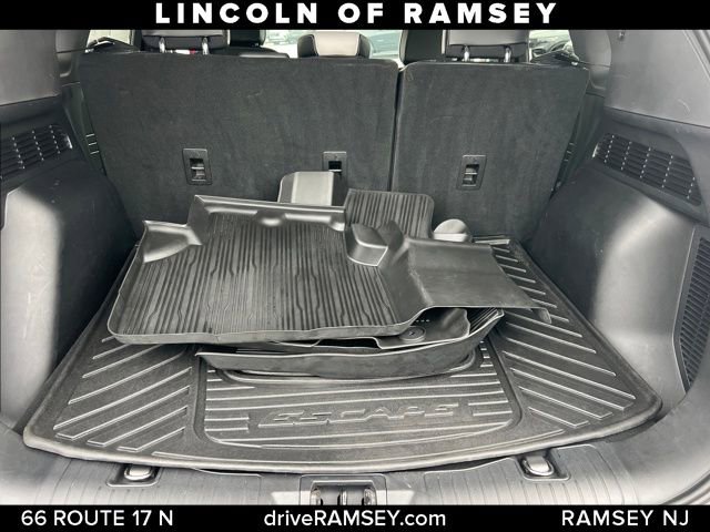 Used 2023 Ford Escape Platinum image 18