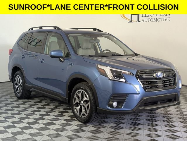 Used 2023 Subaru Forester Premium image 2
