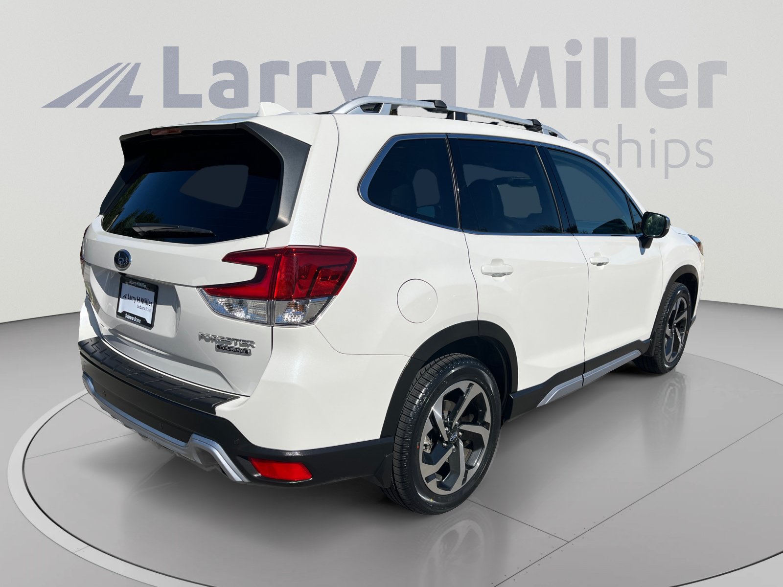 Certified 2023 Subaru Forester Touring w/ Popular Package #2 AWD/4WD image 5