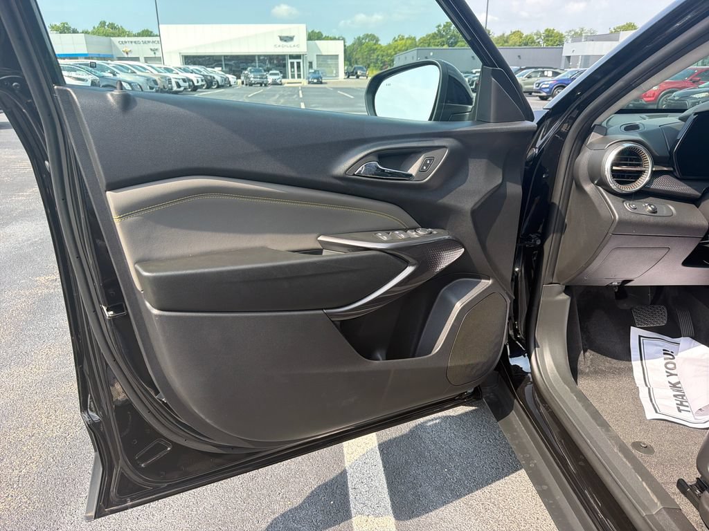 New 2026 Chevrolet Trax ACTIV w/ Driver Confidence Package FWD image 12