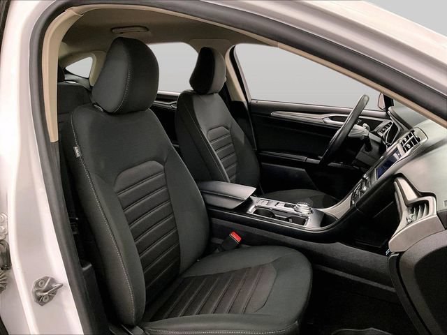 Used 2020 Ford Fusion SE FWD image 7