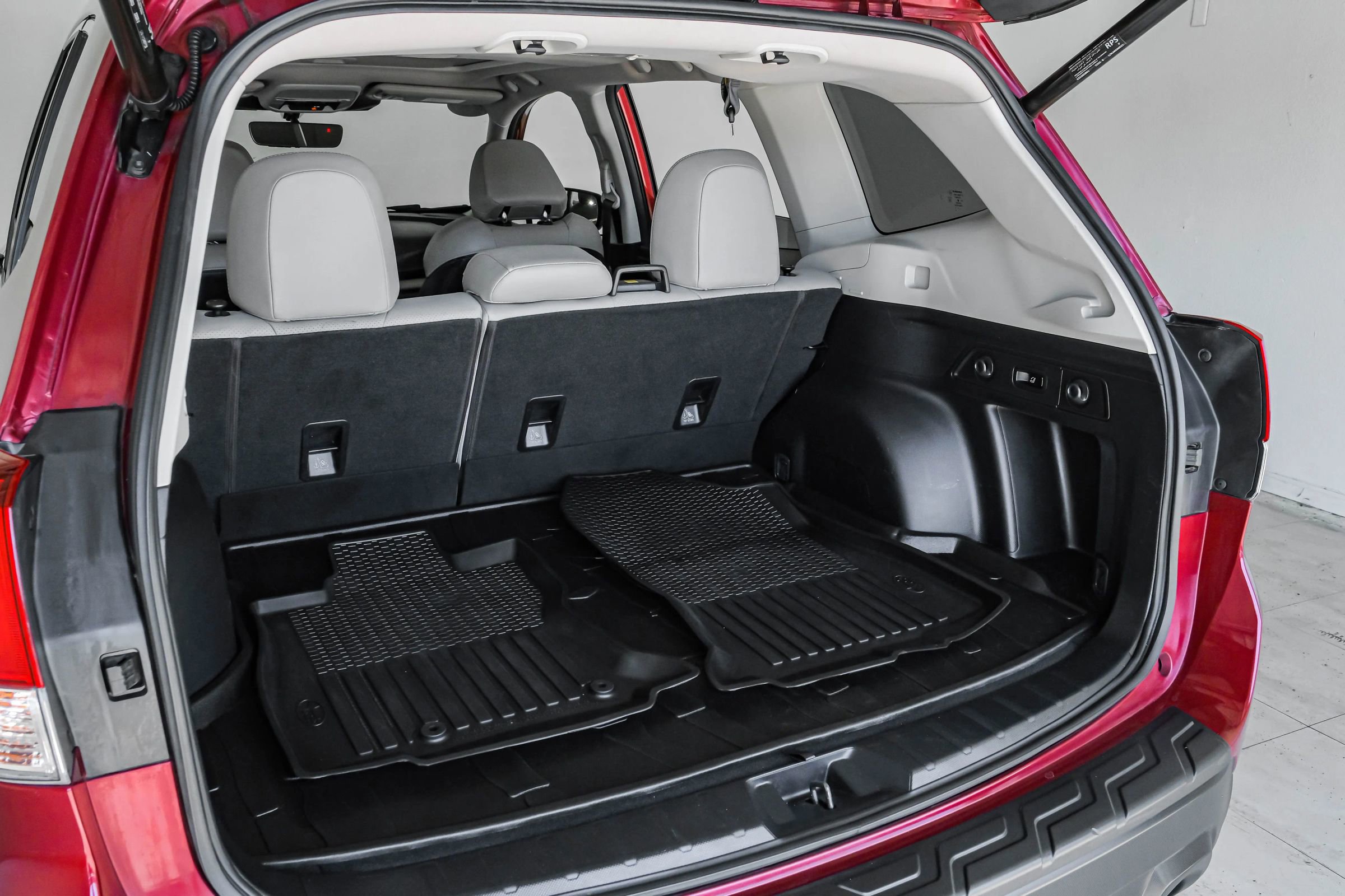 Used 2023 Subaru Forester Limited w/ Popular Package #2 image 47