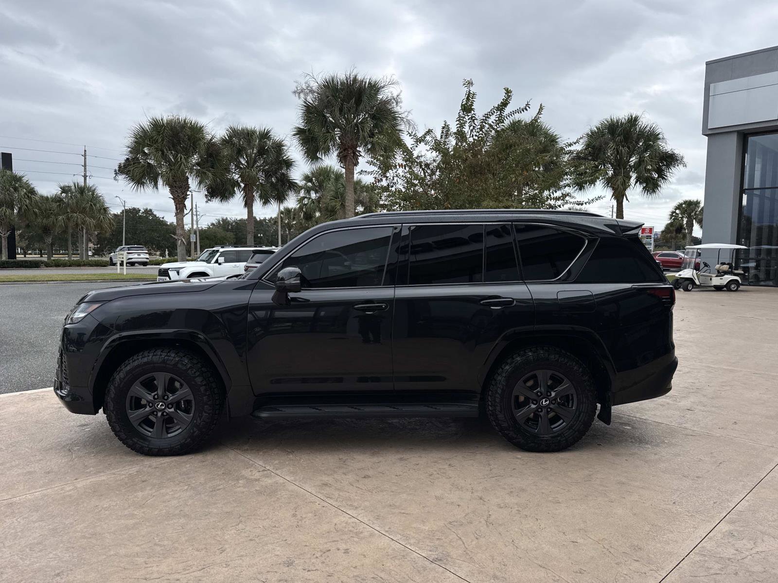 Certified 2025 Lexus LX 700h Overtrail image 6