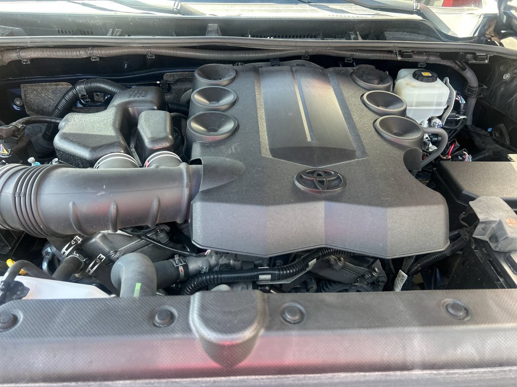 Certified 2019 Toyota 4Runner TRD Off-Road Premium AWD/4WD image 23