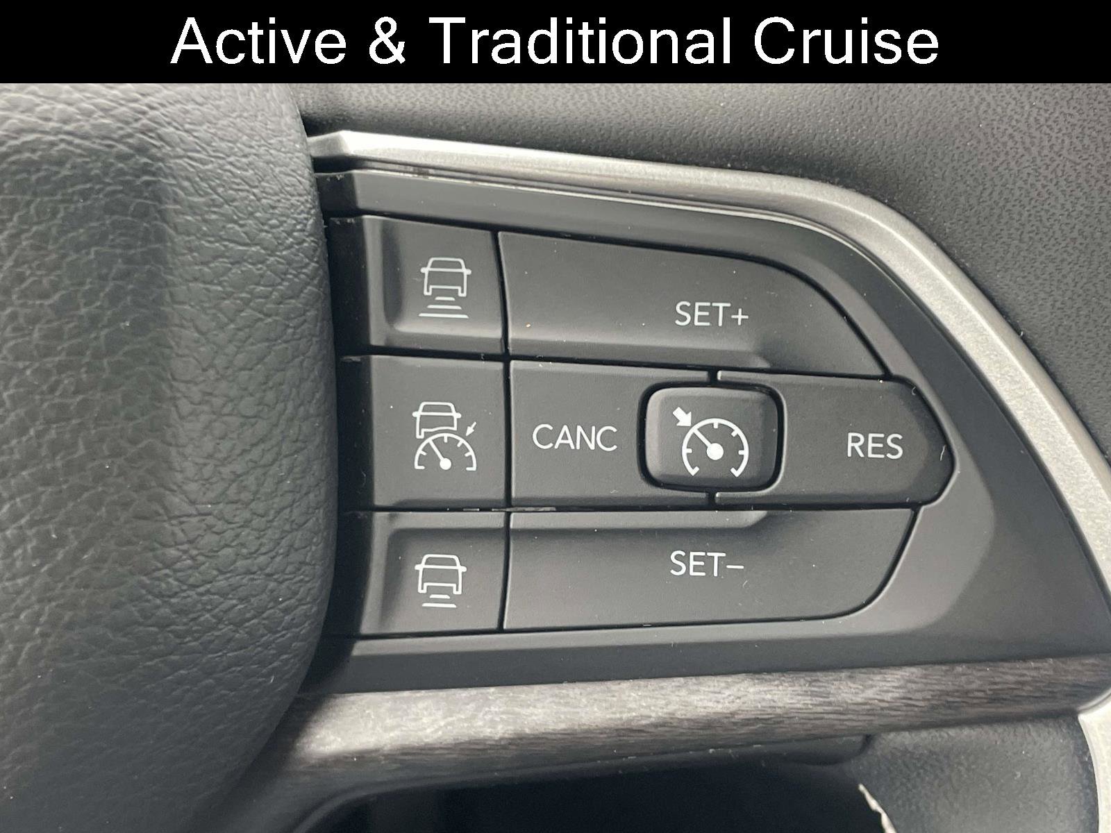 Used 2023 Jeep Grand Cherokee Limited image 20