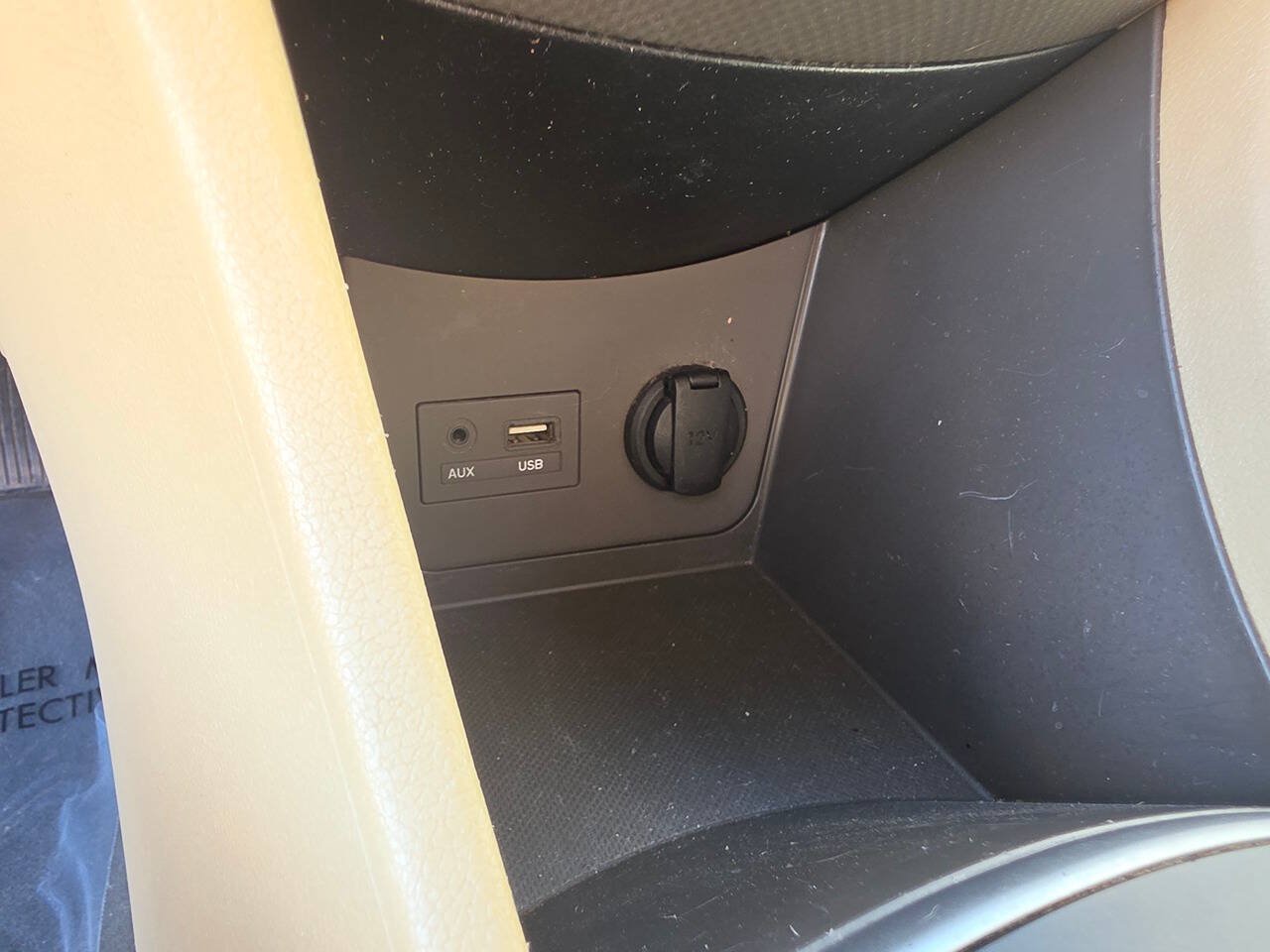 Used 2014 Hyundai Accent GLS FWD image 36