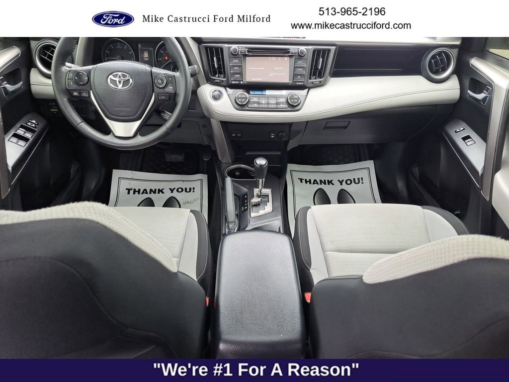 Used 2018 Toyota RAV4 XLE image 10