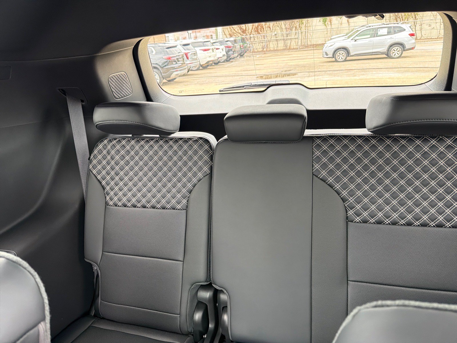 New 2027 GMC Acadia Denali FWD image 12
