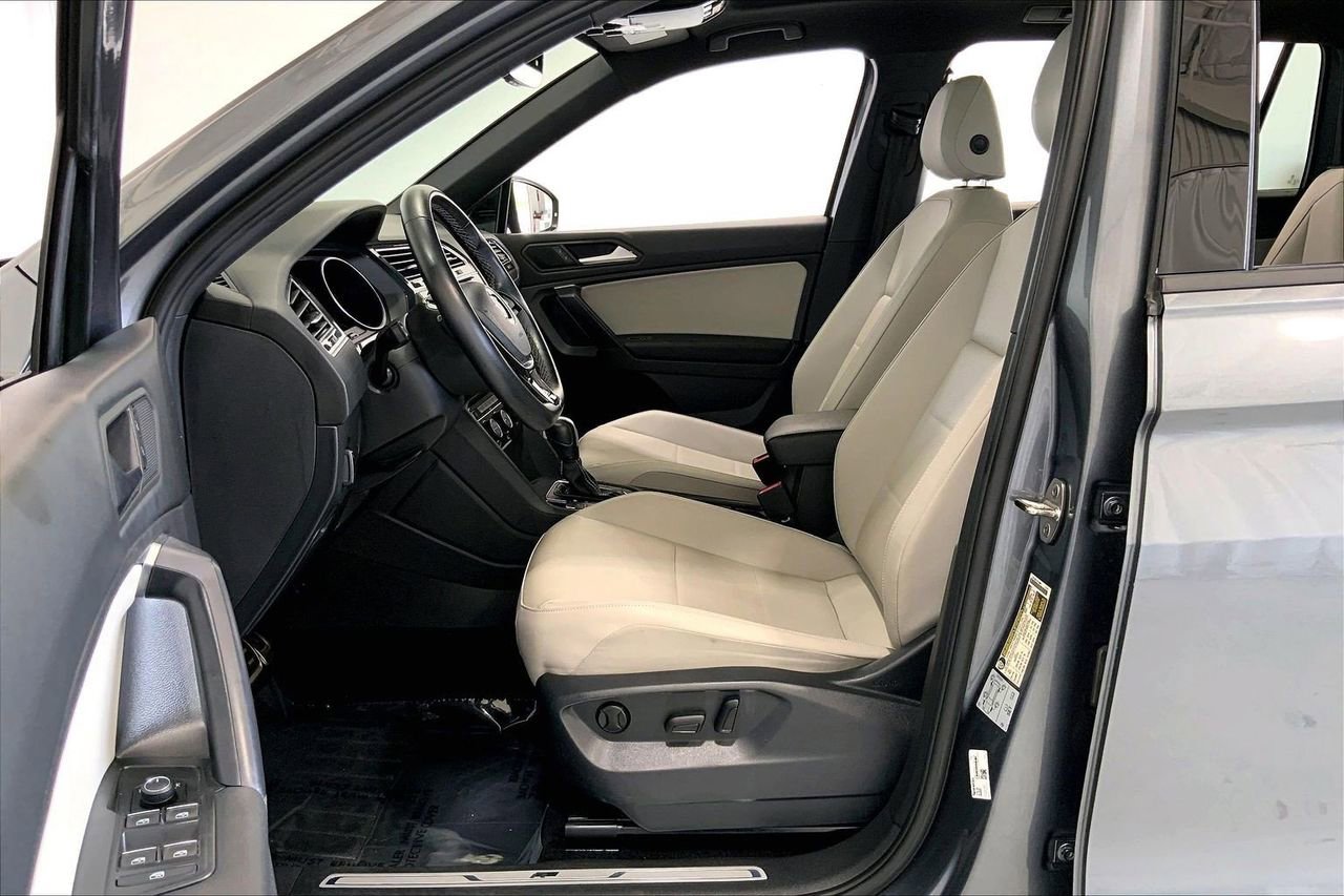 Used 2021 Volkswagen Tiguan SE R-Line FWD image 18