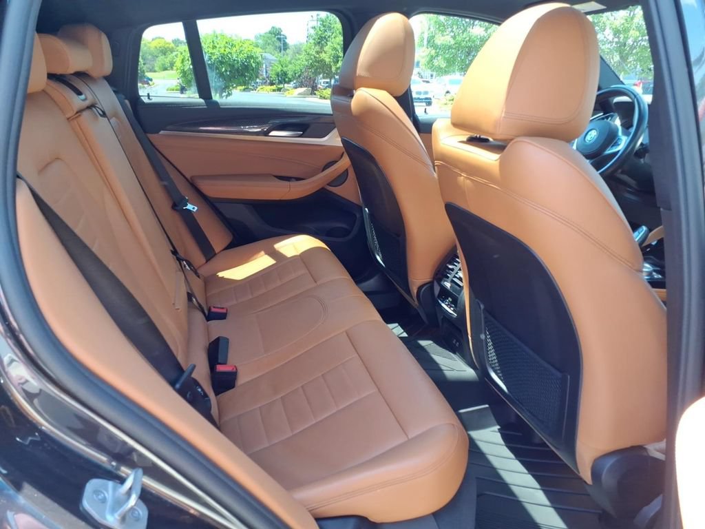 Used 2021 BMW X4 M40i w/ Premium Package AWD/4WD image 12