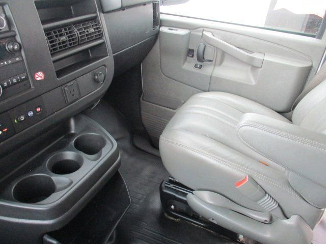 Used 2023 GMC Savana 2500 Work Van w/ Driver Convenience Package image 17