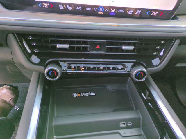 New 2026 Chevrolet Suburban High Country image 23