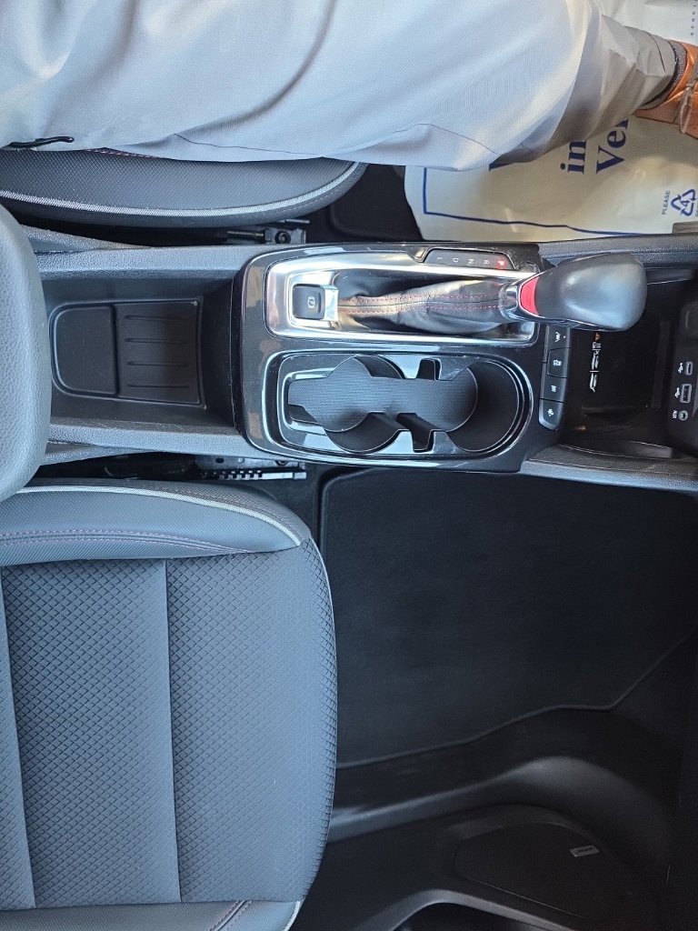 Used 2023 Chevrolet TrailBlazer RS w/ Sun and Liftgate Package FWD image 26