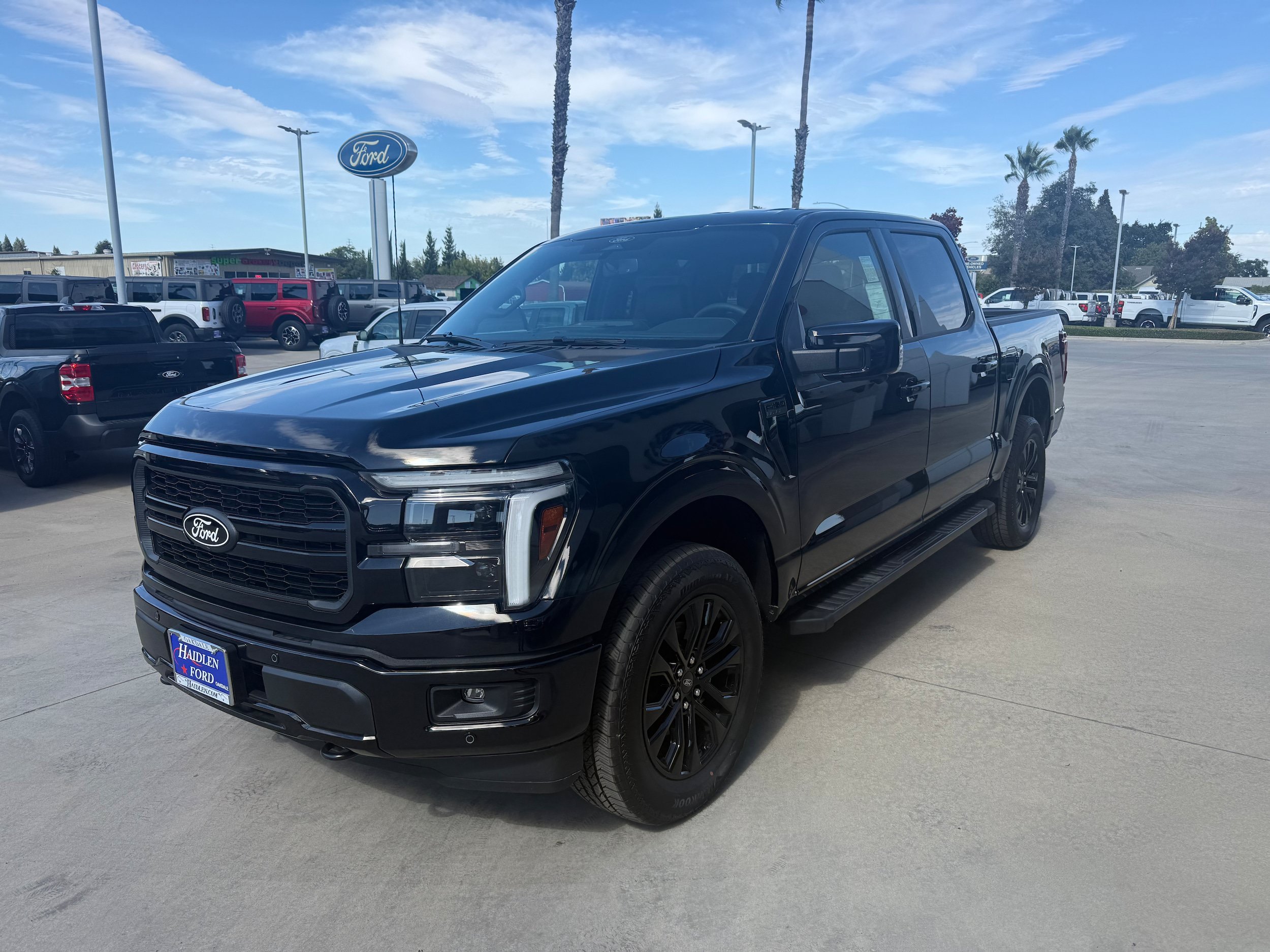 New 2026 Ford F150 Lariat w/ Equipment Group 501A Mid AWD/4WD image 3