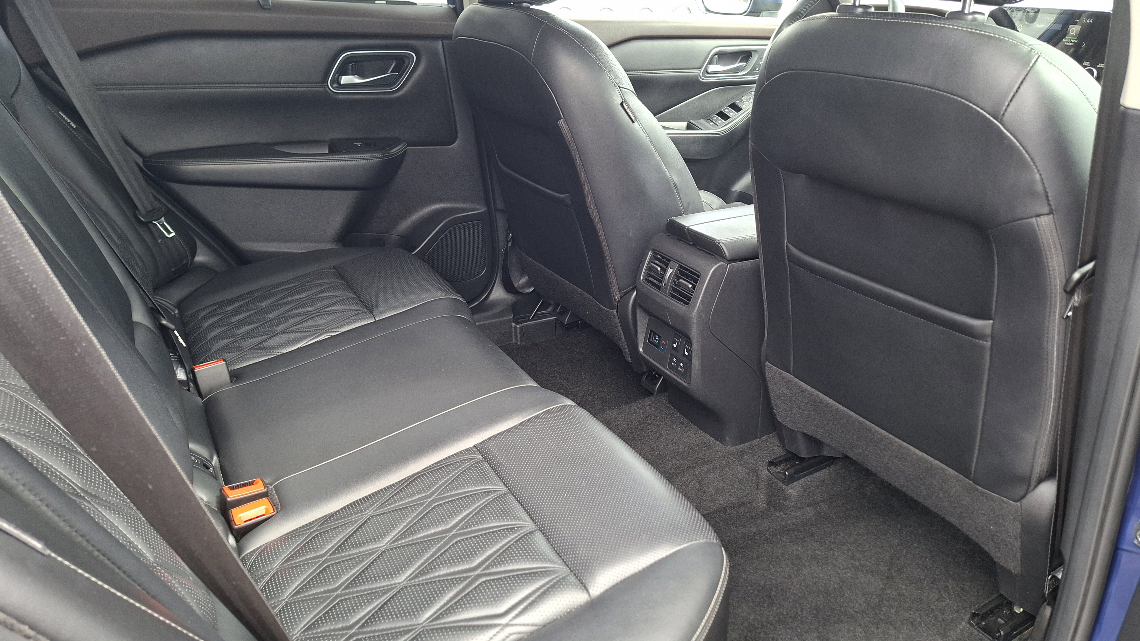 Used 2021 Nissan Rogue Platinum image 22