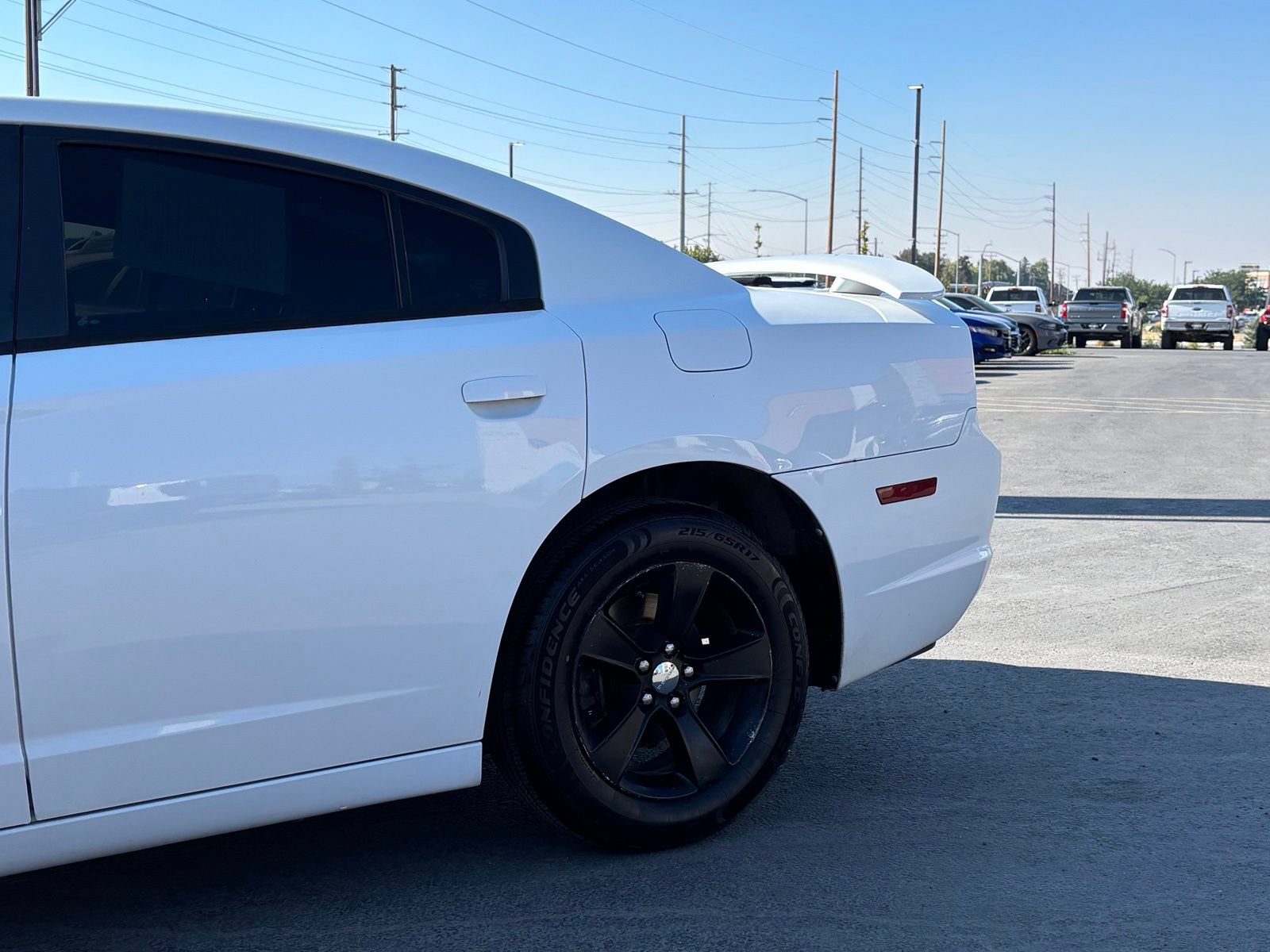 Used 2014 Dodge Charger SE RWD image 7
