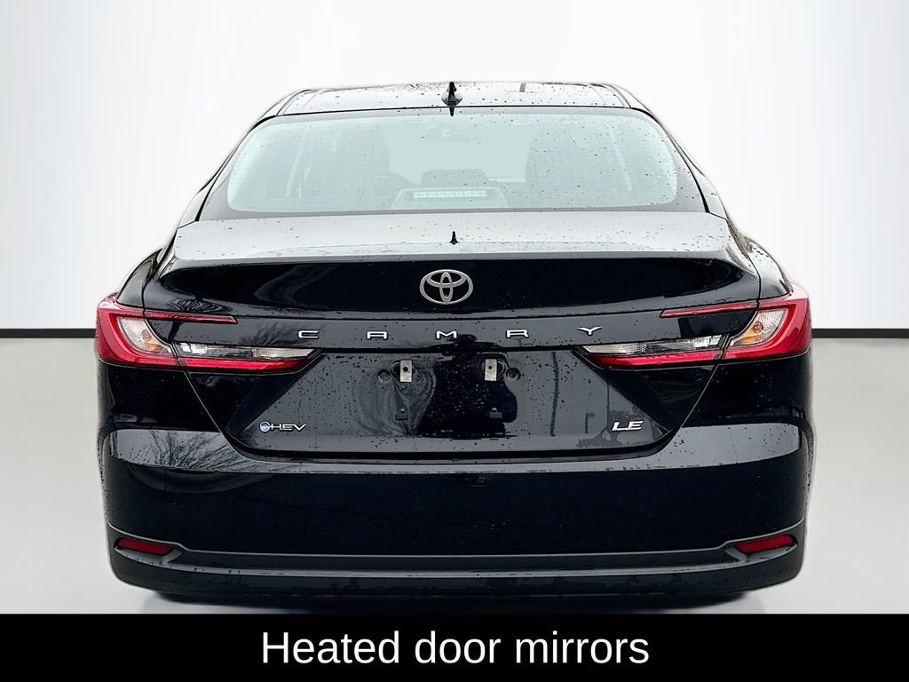 Used 2025 Toyota Camry LE image 9