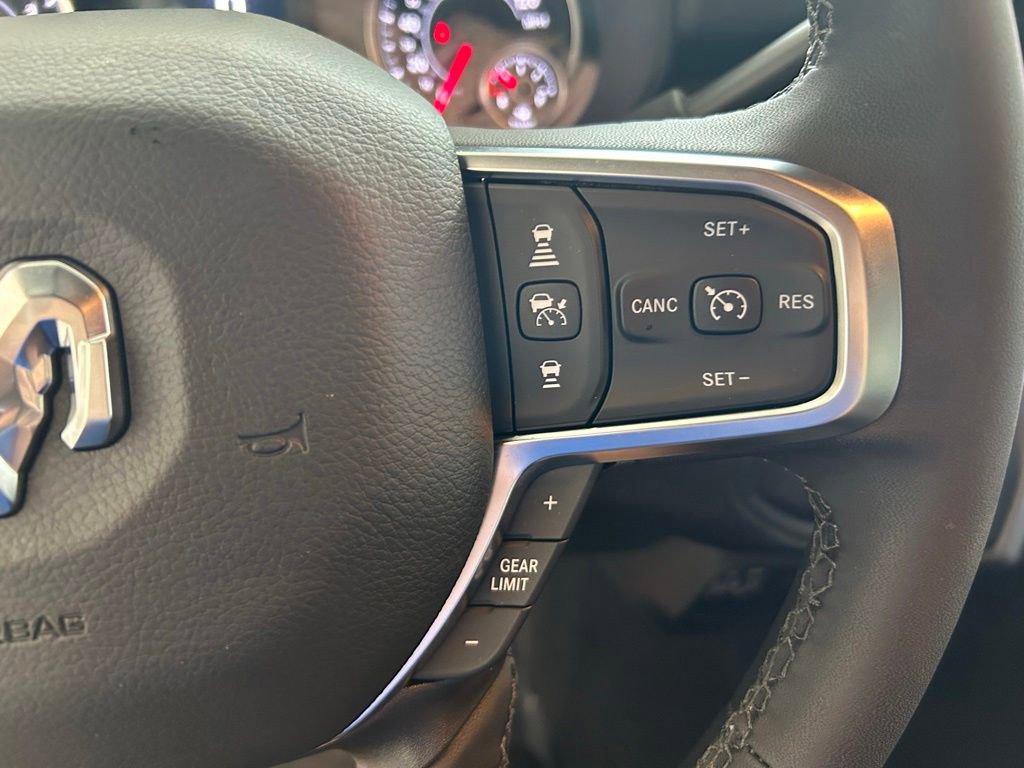Used 2025 RAM 3500 Big Horn AWD/4WD image 44