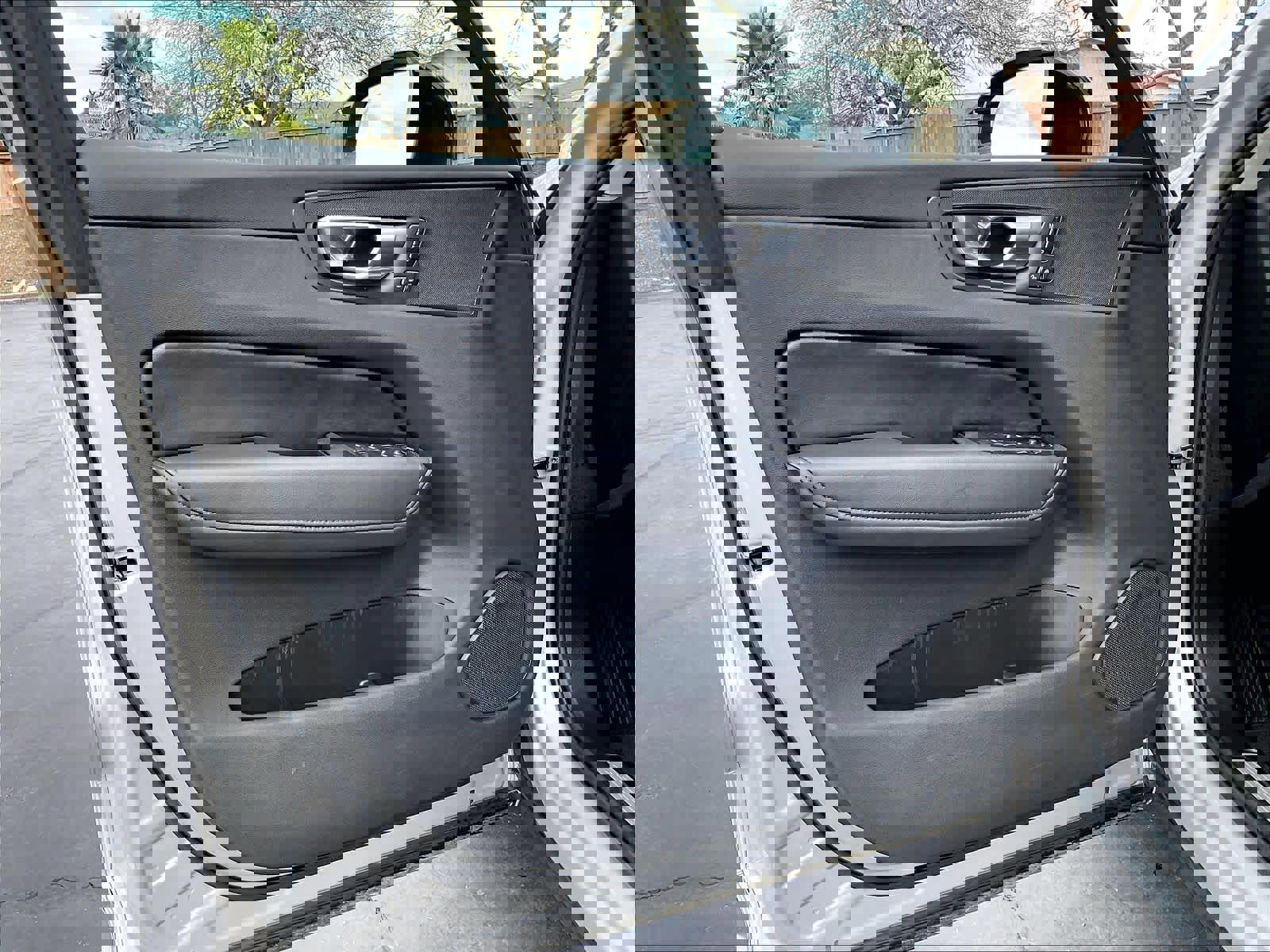 Used 2025 Volvo XC60 B5 Core image 26