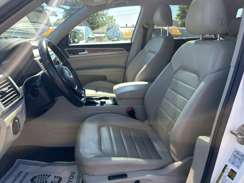 Used 2018 Volkswagen Atlas SEL Premium AWD/4WD image 12