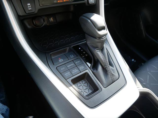 Certified 2025 Toyota RAV4 XLE image 28