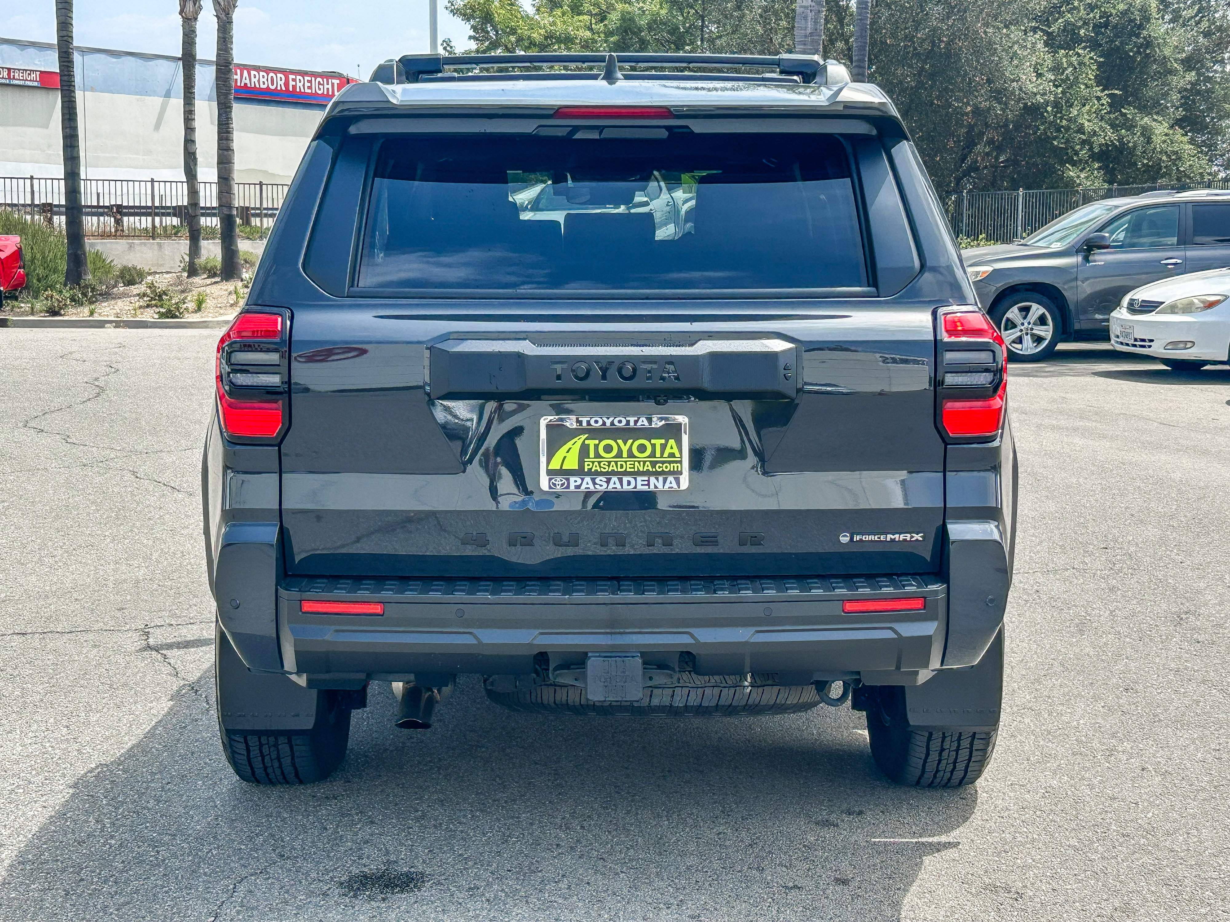 Used 2025 Toyota 4Runner TRD Off-Road Premium AWD/4WD image 7