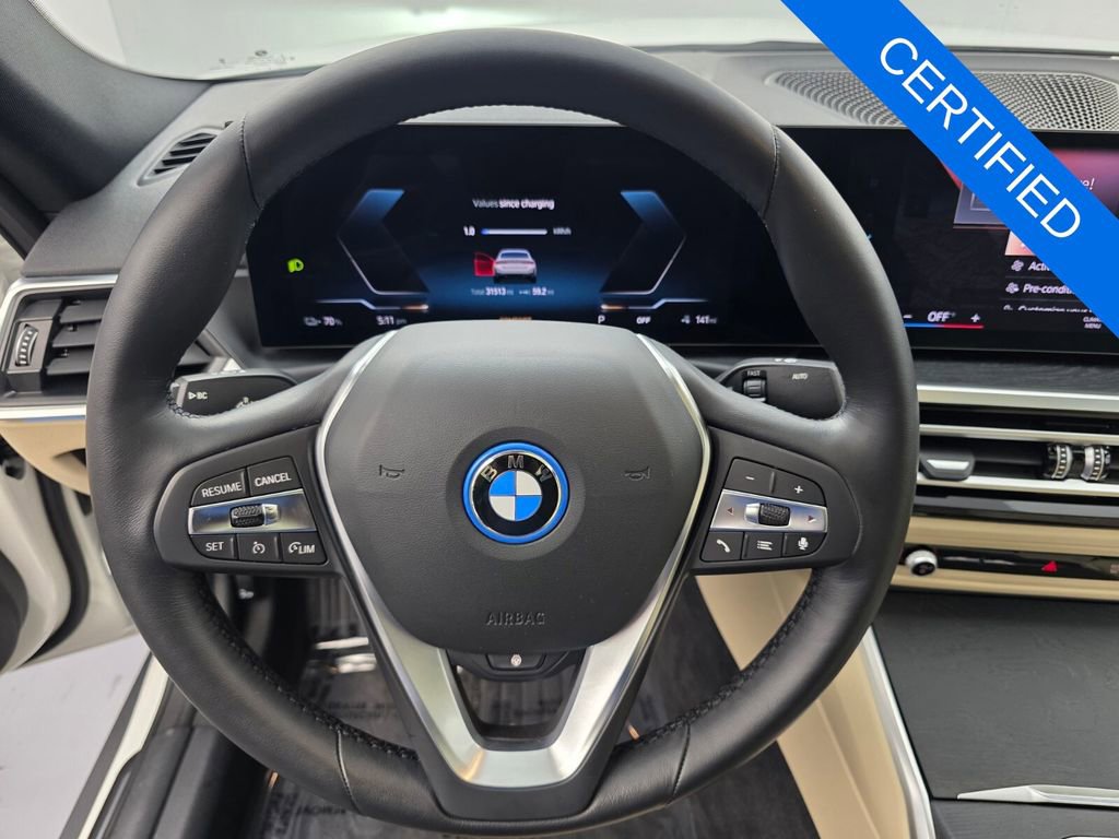Used 2023 BMW i4 eDrive35 w/ Premium Package RWD image 18