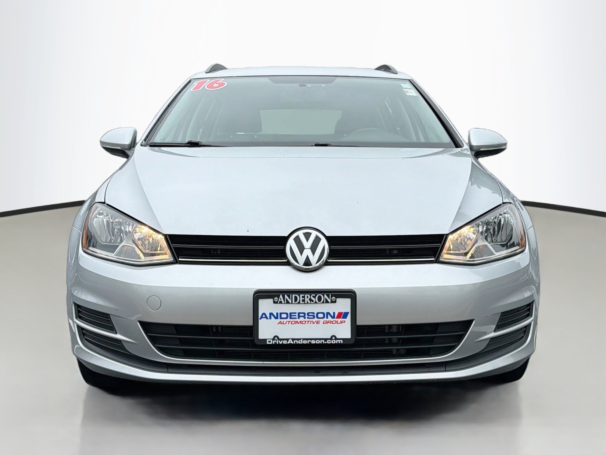 Used 2016 Volkswagen Golf S FWD image 10
