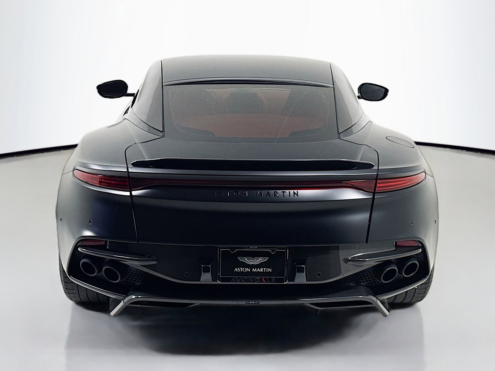 Used 2023 Aston Martin DBS Coupe RWD image 6