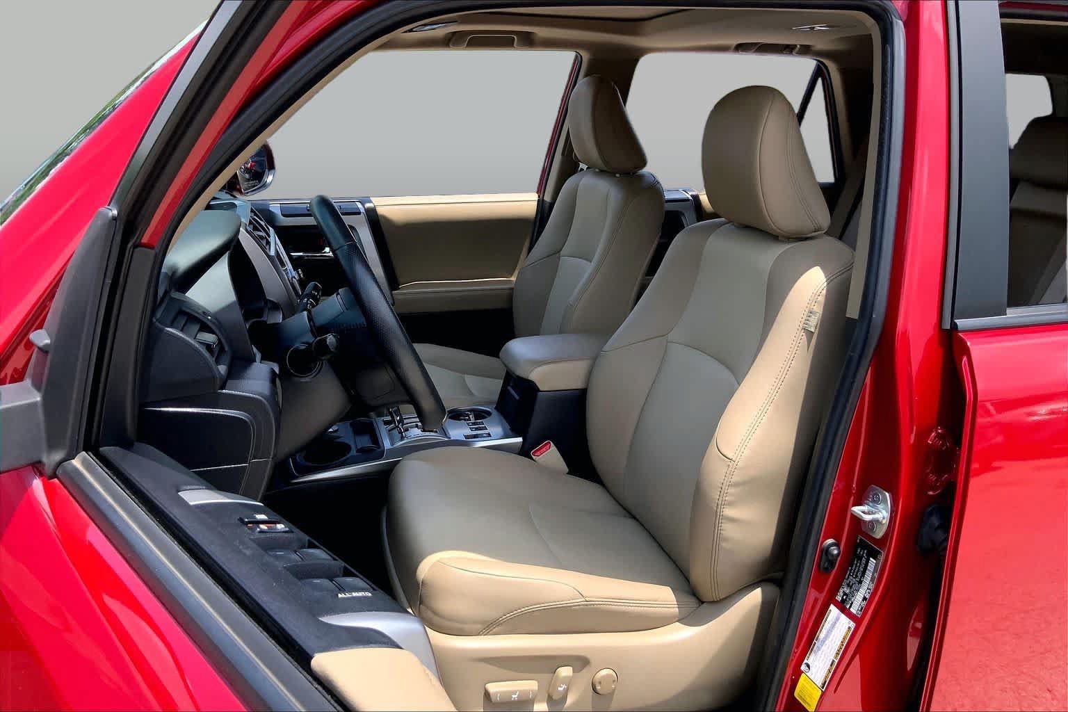 Used 2023 Toyota 4Runner SR5 Premium w/ Moonroof Package AWD/4WD image 8
